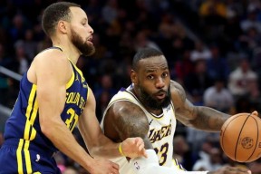 爱游戏官方网站关于浓眉哥巅峰对决，库里与60激战篮网分钟，赛事规则更新胜负难料！的信息