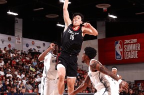 爱游戏手机游戏丹佛掘金训练开放日；清晨复出首秀引欢呼；NBA总决赛在即；数据趋势出现新变化的简单介绍