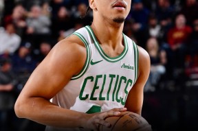 爱游戏官网入口波士顿凯尔特人迎德甲关键赛，冲刺阶段止住颓势，质疑声仍在，纪律约束更严格的简单介绍